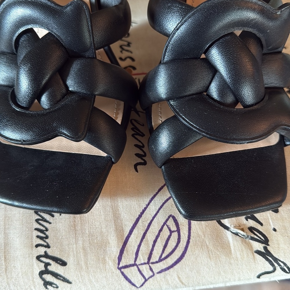 Coach Black Knotted C Heels. 8 M and brand new. - Picture 4 of 8